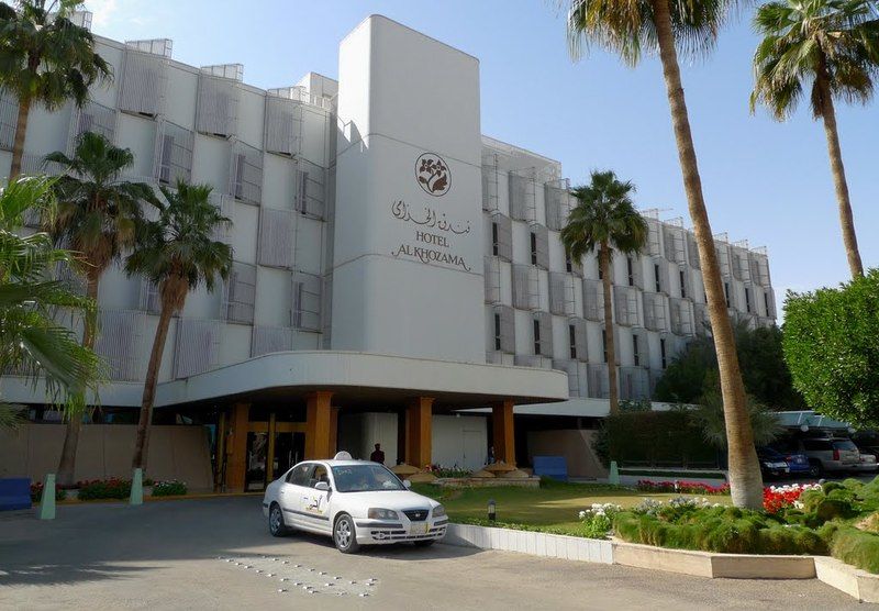 Al Khozama Hotel Riad Exterior foto